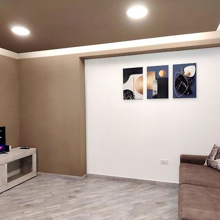 Suite Guesthouse A Pochi Passi Dal Mare Сассарі Екстер'єр фото