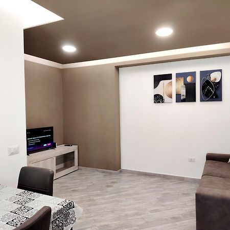 Suite Guesthouse A Pochi Passi Dal Mare Сассарі Екстер'єр фото
