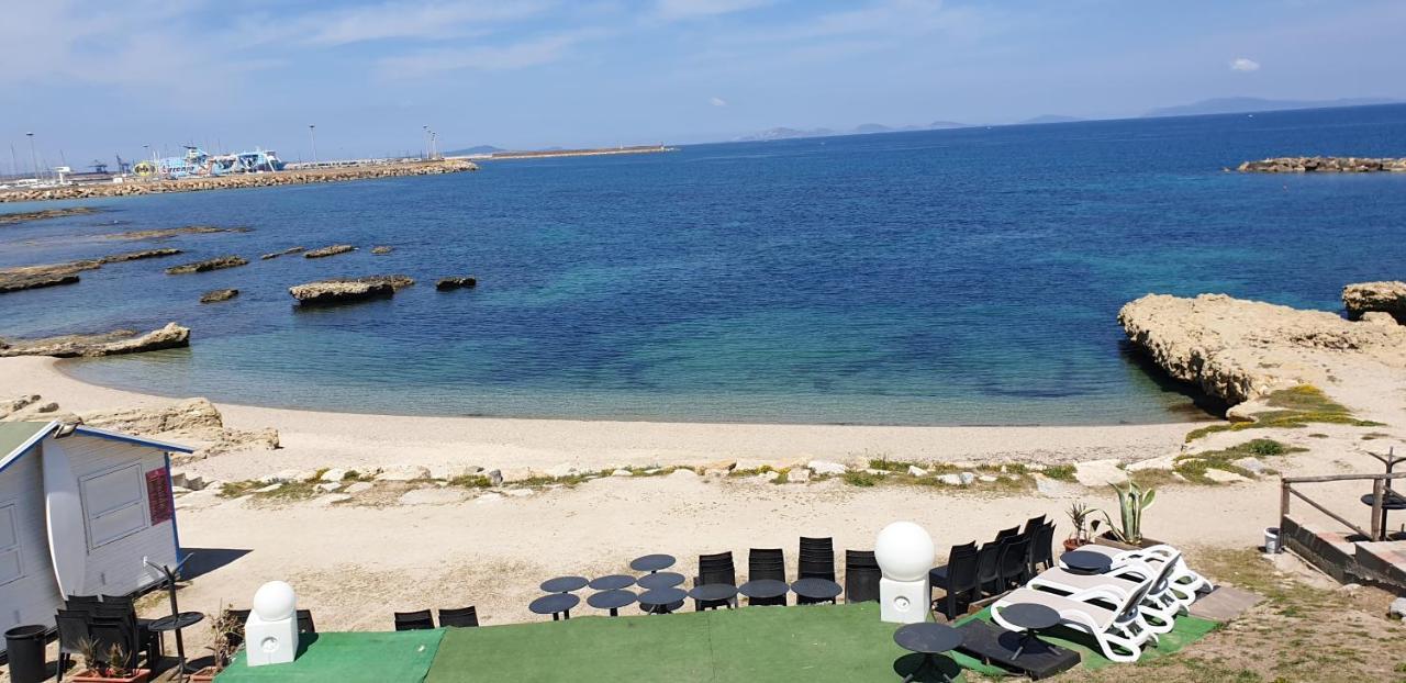 Suite Guesthouse A Pochi Passi Dal Mare Сассарі Екстер'єр фото