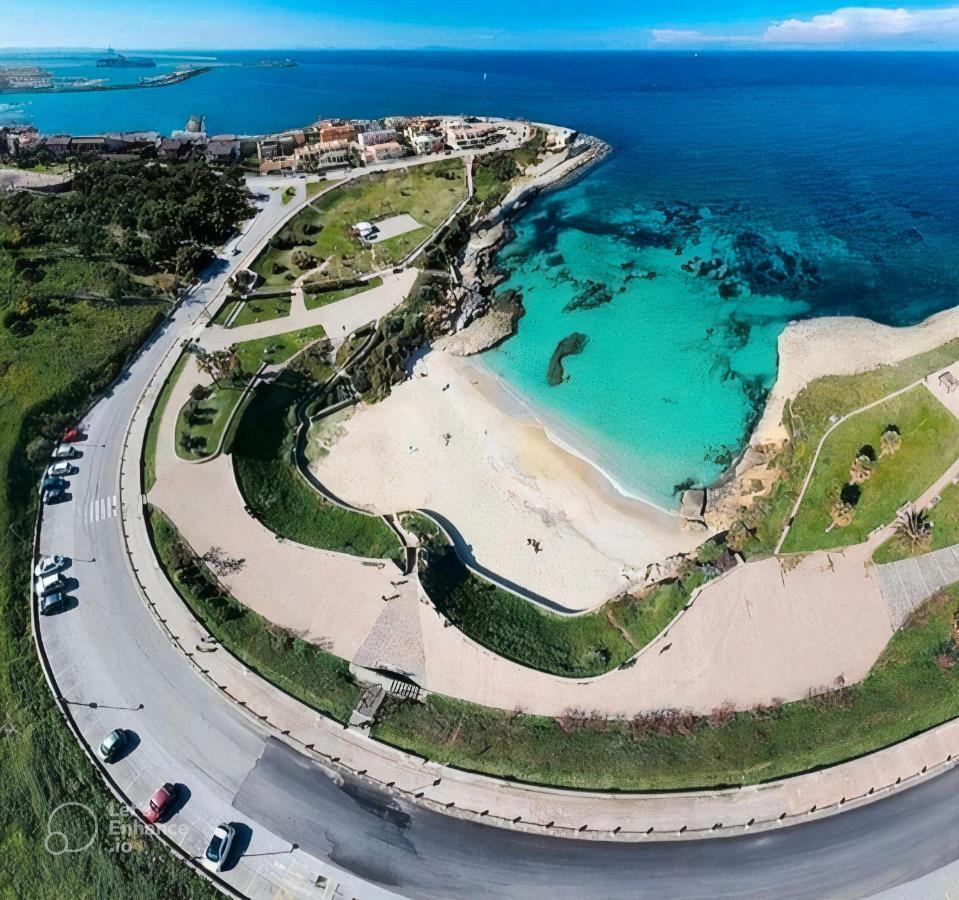 Suite Guesthouse A Pochi Passi Dal Mare Сассарі Екстер'єр фото