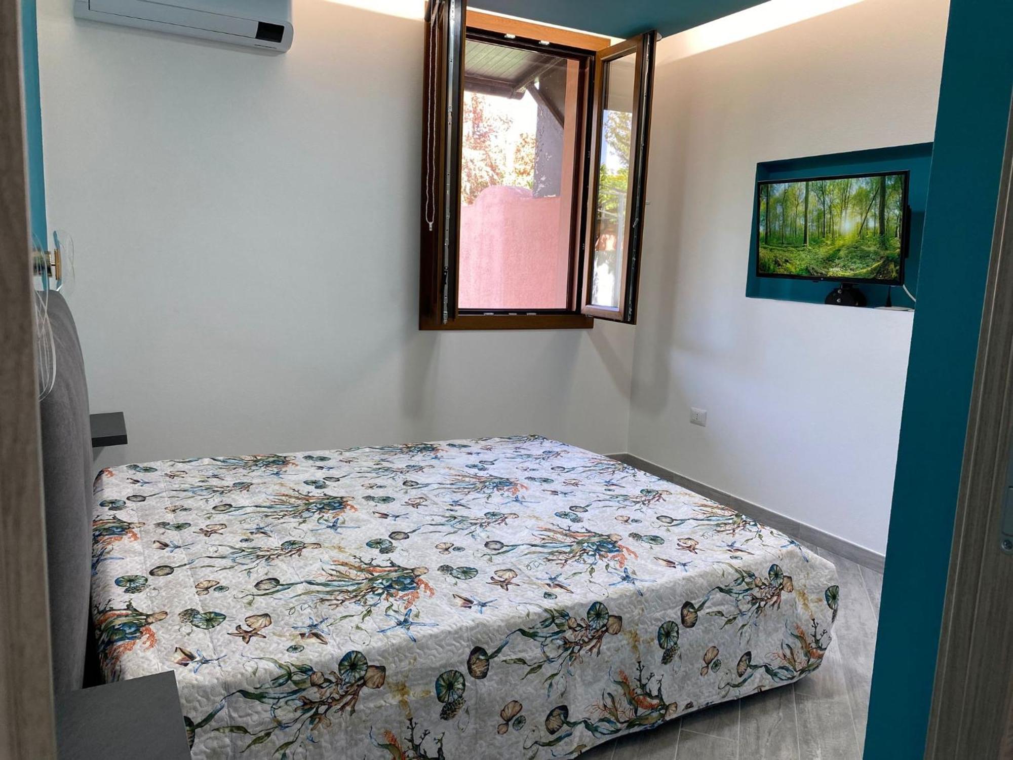 Suite Guesthouse A Pochi Passi Dal Mare Сассарі Екстер'єр фото